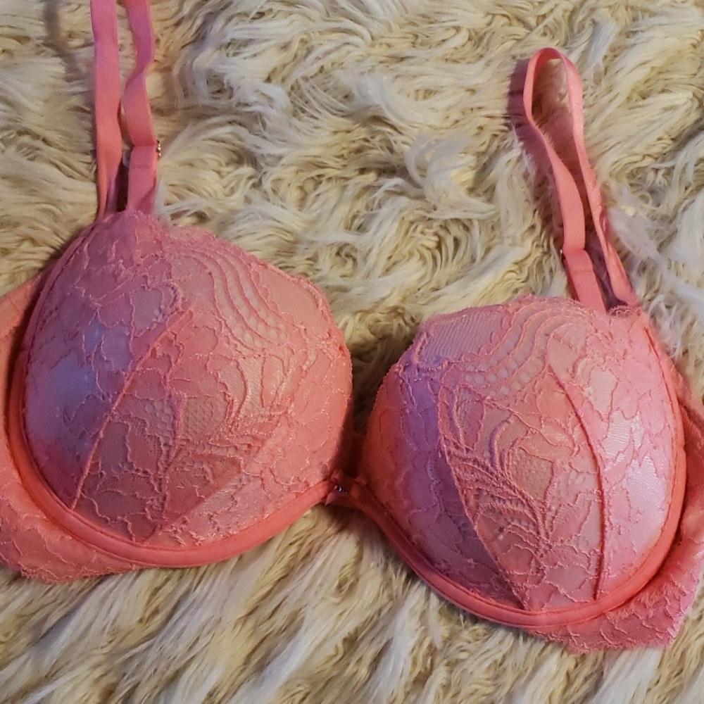 Victoria's Secret Angel Push Up Bra